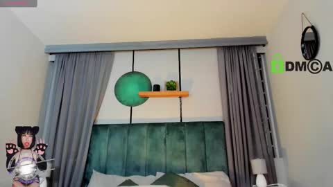 Coral Stefani online show from November 29, 9:07 pm