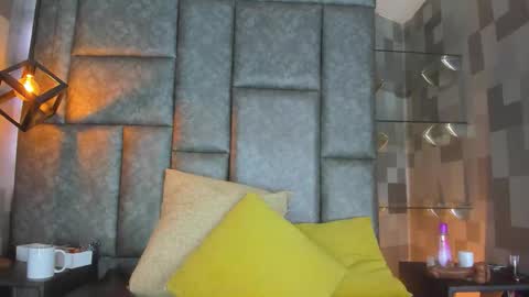 Cori  online show from October 4, 11:30 am