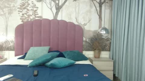 corineray online show from September 19, 3:13 pm