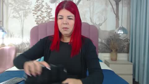 corineray online show from October 17, 3:47 pm