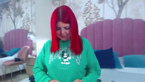 corineray online show from November 28, 7:27 pm