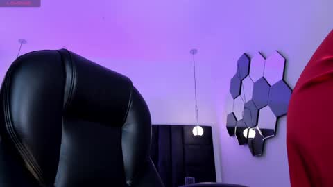 Corinne Russo online show from February 5, 3:34 am