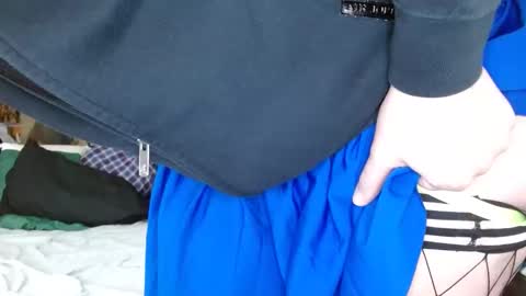 Snapshot of cosmicjones88 chatting on November 14, 12:26 pm cosmicjones88 online show from November 14, 12:26 pm