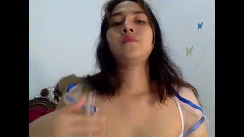 Liz Gwyneth Charlota online show from January 2, 8:17 am