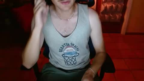 Snapshot of couldbesleeping chatting on November 25, 6:24 am couldbe online show from November 25, 6:24 am