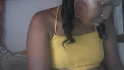 couleur_vanille online show from January 16, 6:46 am