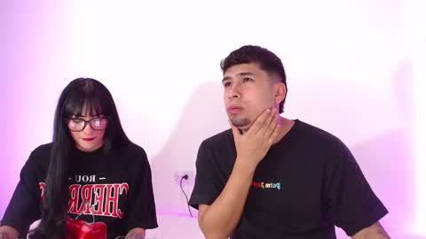 Snapshot of coupsextop chatting on October 13, 4:34 am Juli and Liam online show from October 13, 4:34 am