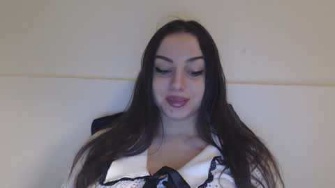 Courtney online show from December 3, 8:05 am