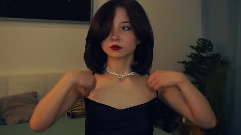 Yui online show from February 14, 7:49 am