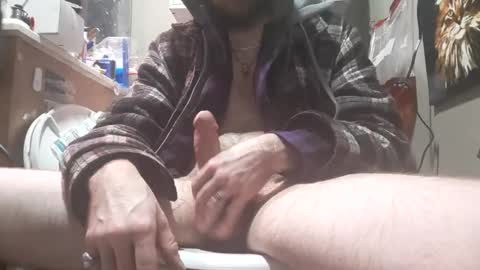 Snapshot of crackback_kyd chatting on February 9, 10:31 am crackback_kyd online show from February 9, 10:31 am