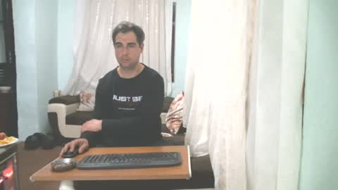 Snapshot of crazy____boy09 chatting on March 2, 11:31 pm crazy____boy09 online show from March 2, 11:31 pm