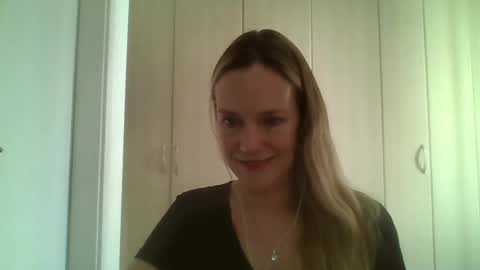 Anny online show from February 24, 5:20 pm