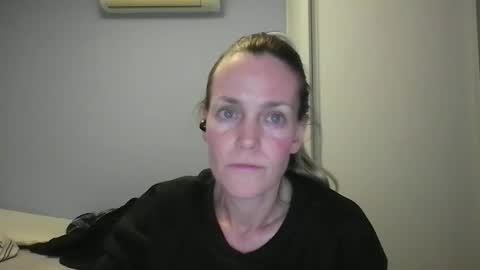 Anny online show from November 15, 12:19 am