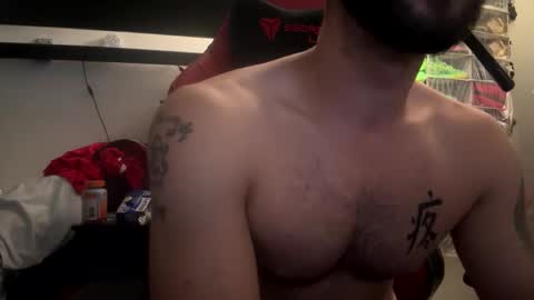 Snapshot of crazydill28 chatting on September 22, 11:29 pm crazydill28 online show from September 22, 11:29 pm