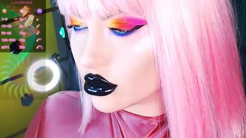 Roxy online show from September 9, 3:11 pm