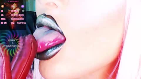 Roxy online show from September 19, 2:51 pm