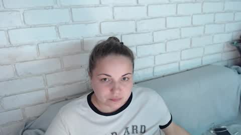 Crazyy Girl  online show from November 2, 3:36 pm