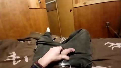 Snapshot of creameatr10 chatting on December 18, 8:53 am creameatr10 online show from December 18, 8:53 am