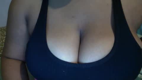 CreamyCocoBabe online show from January 24, 8:54 pm