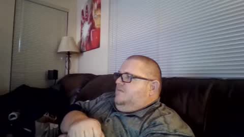 The hopeless romantic online show from February 21, 7:45 am