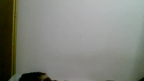 Snapshot of cris_master_ chatting on October 17, 6:54 pm cris_master_ online show from October 17, 6:54 pm