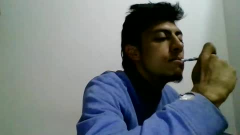 Snapshot of cris_master_ chatting on October 18, 12:17 pm cris_master_ online show from October 18, 12:17 pm