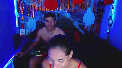 CRISANDMERY online show from October 19, 3:51 am