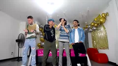 crismens online show from February 5, 3:13 am