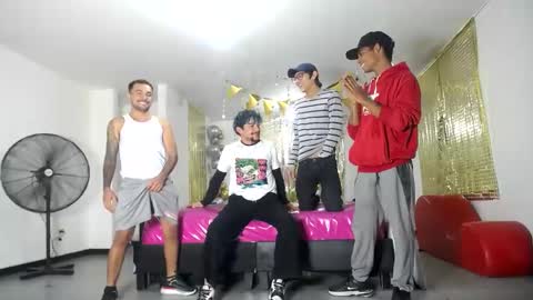 crismens online show from February 22, 3:23 am