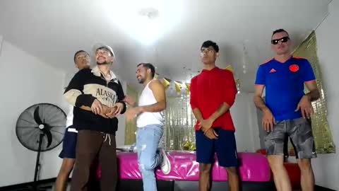 crismens online show from March 2, 3:24 am