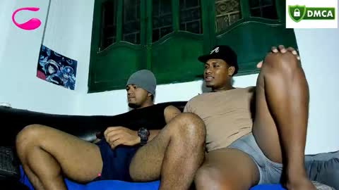 yereimis y jaider  online show from October 10, 2:10 am