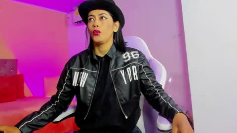 Cristal online show from October 31, 10:05 am