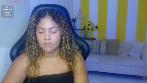 Cristal online show from March 1, 2:37 am