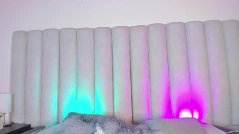 Nicole  Connection time 220pm-910pmCol online show from February 24, 7:30 pm