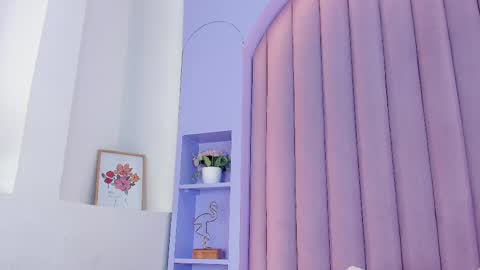 Nicole  Connection time 220pm-910pmCol online show from February 28, 7:35 pm