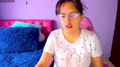 Snapshot of cristaln07 chatting on February 26, 12:14 pm Natis online show from February 26, 12:14 pm