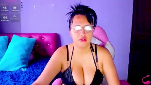 Snapshot of cristaln07 chatting on September 10, 12:05 pm Natis online show from September 10, 12:05 pm