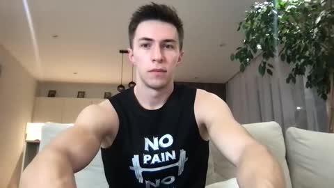 Snapshot of cristianovilla chatting on February 2, 7:57 pm CristianoHailey online show from February 2, 7:57 pm