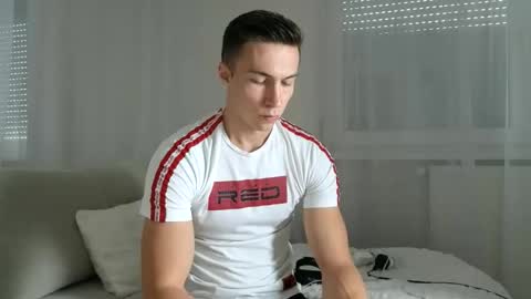 Snapshot of cristianovilla chatting on September 17, 10:39 am CristianoHailey online show from September 17, 10:39 am