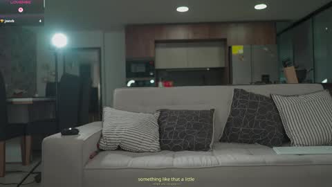 Snapshot of cristinavegas chatting on November 11, 11:10 am ....... online show from November 11, 11:10 am