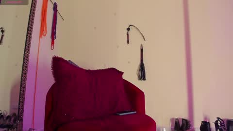 Snapshot of cristinsmith chatting on March 10, 4:57 pm Cristin online show from March 10, 4:57 pm