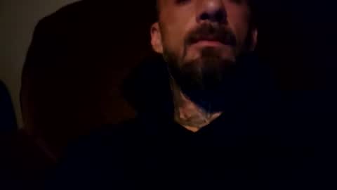 Snapshot of cristo8inch chatting on October 6, 3:37 am cristo8inch online show from October 6, 3:37 am