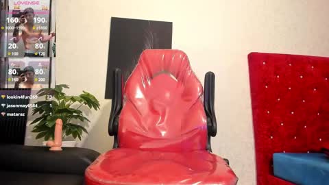 cristopher23  online show from February 10, 11:13 pm