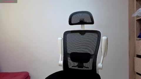 cristopher23  online show from October 9, 2:04 pm