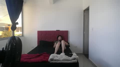 crisyoha4020 online show from November 26, 6:42 pm