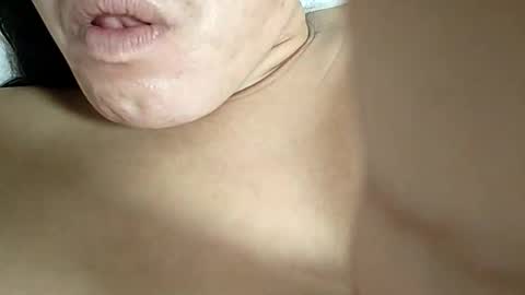 Snapshot of crizzy30 chatting on October 8, 7:33 pm crizzy30 online show from October 8, 7:33 pm