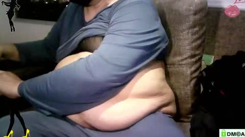 Snapshot of crossdresser64 chatting on October 15, 2:22 am Linda Cross online show from October 15, 2:22 am