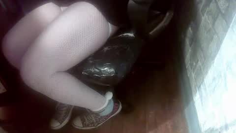 crossdresser krystal online show from December 9, 12:30 pm