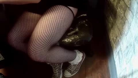 crossdresser krystal online show from December 29, 2:52 pm