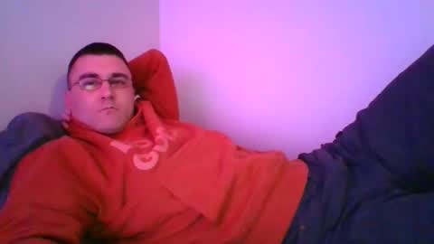 Snapshot of crush380 chatting on December 8, 8:58 pm Crush380 online show from December 8, 8:58 pm